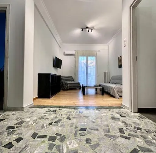 Jorges House In Athens